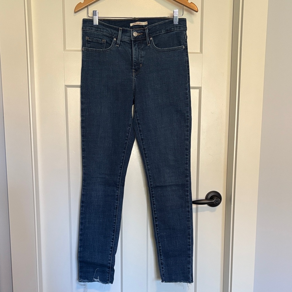 Levi's Dark Blue Skinny Jeans